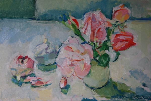 Roses and Garlic 1. Oil on canvas. 41 x 61 cm.